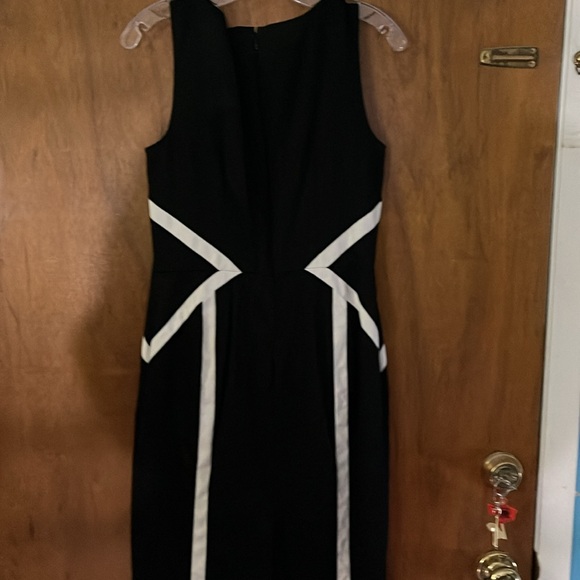 White House Black Market dress - Picture 2 of 4